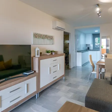 Beachside Paradise: Stylish 3br Near The Apartment La Cala De Mijas