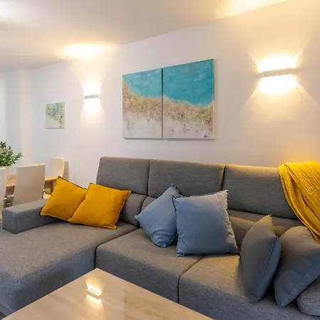 Beachside Paradise: Stylish 3br Near The Apartment La Cala De Mijas